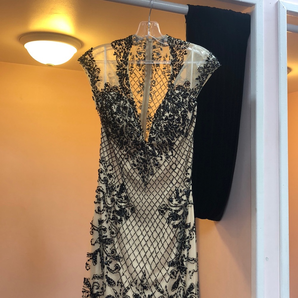 NWT MAC DUGGAL DRESS